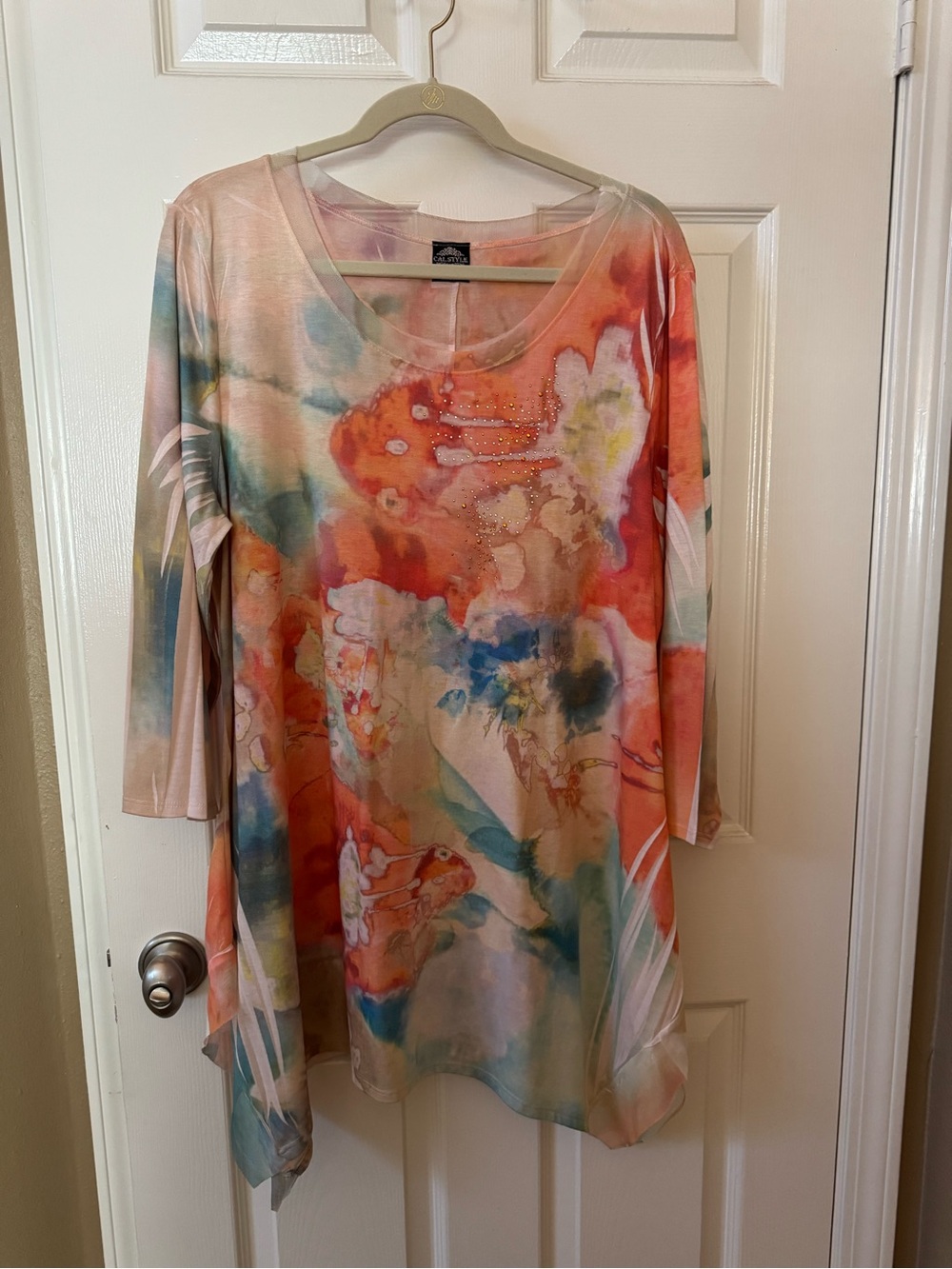 Alstyle Multicolor Watercolor-Print Tunic in Coral & Blue